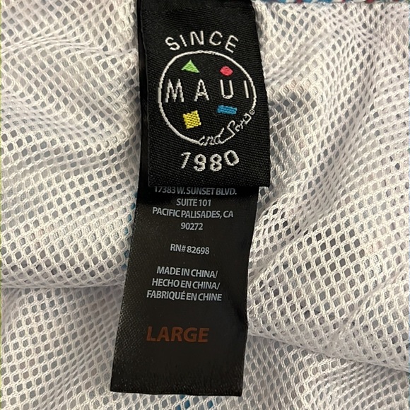 Maui and Sons swim pool shorts - Picture 4 of 7